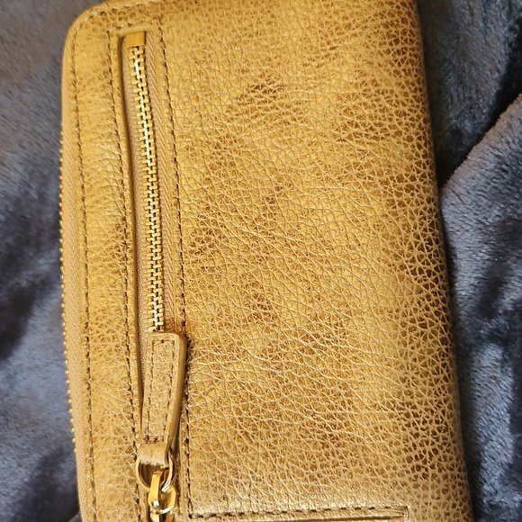 New condition-Cole Haan wallet - Picture 9 of 10